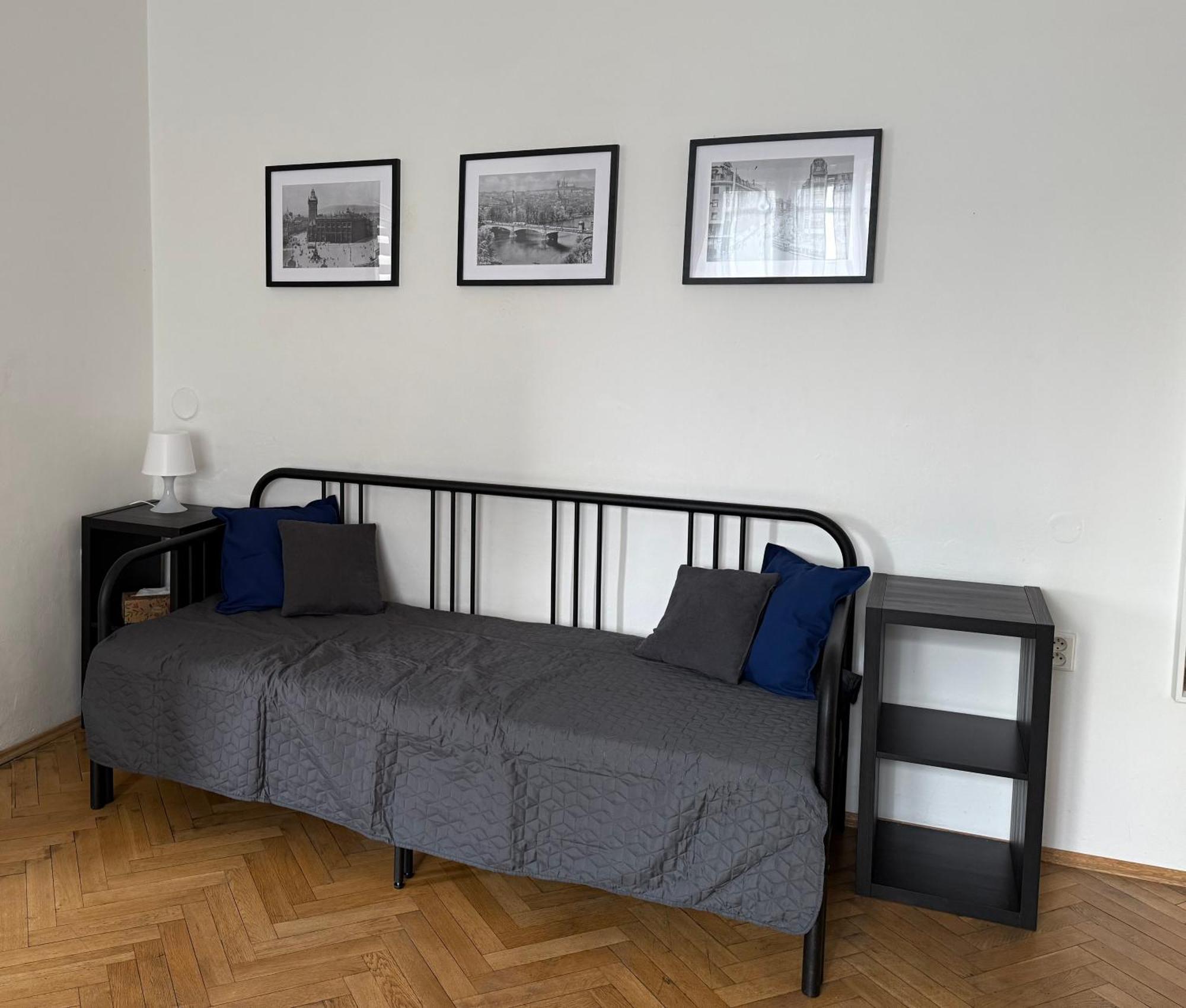 Castle View Apartment Прага Экстерьер фото